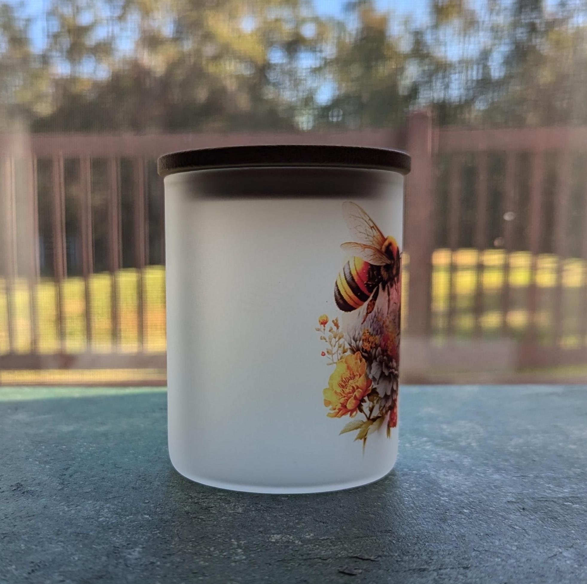 Bee Candle Holder With A Battery Operated Flickering Tea Light
