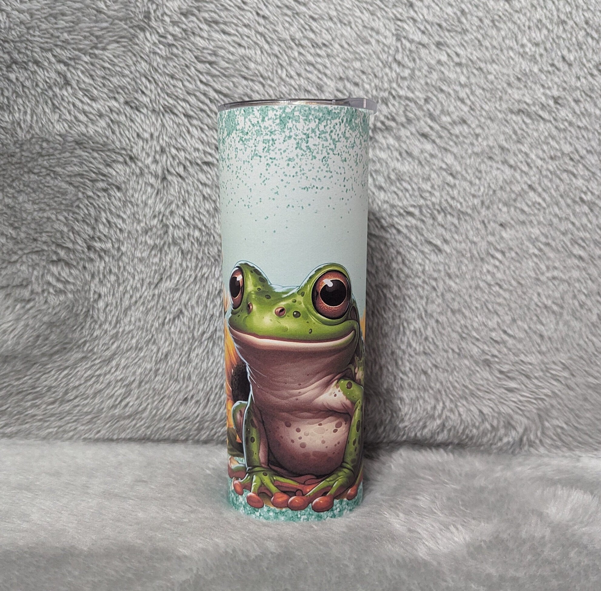 Frog Tumbler With A Glitter Design 20oz With Reusable Straw, Can Be Personalized