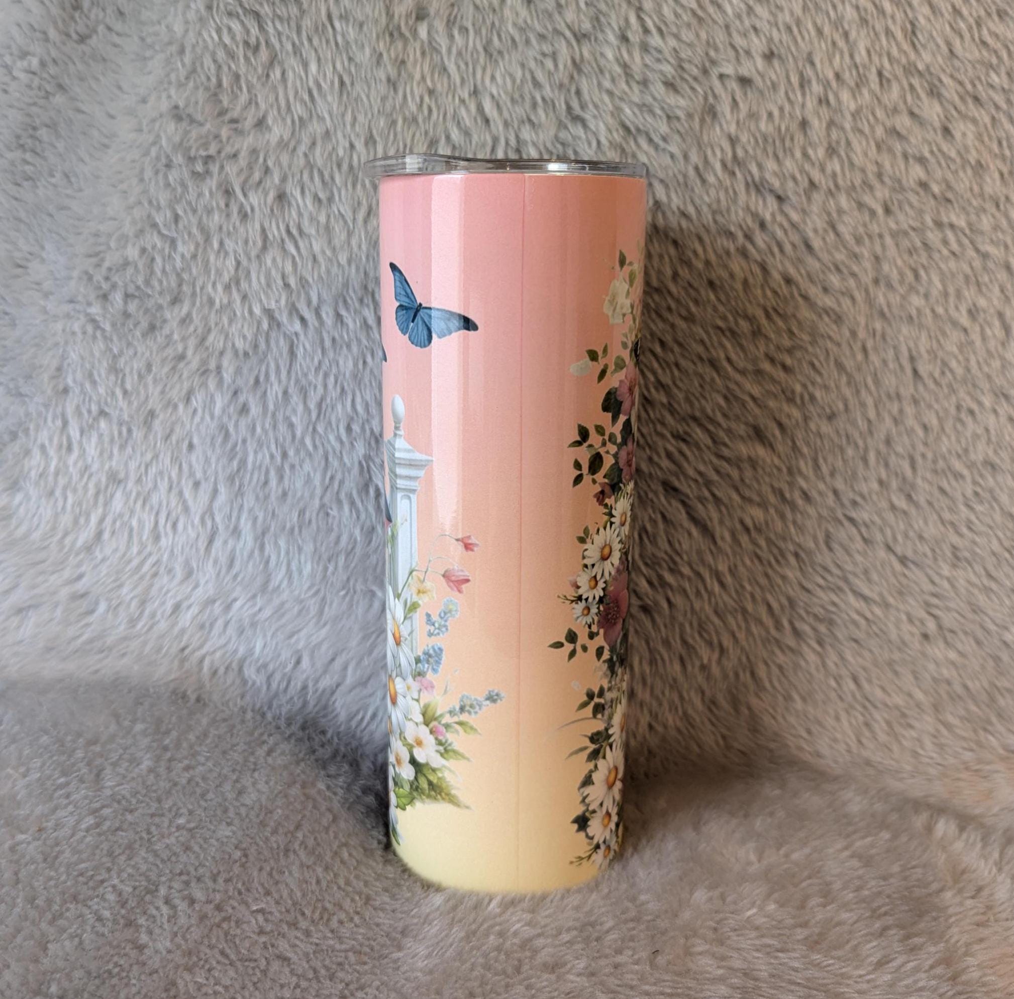 Cow with Daisies Tumbler 20oz With Reusable Straw, Can Be Personalized