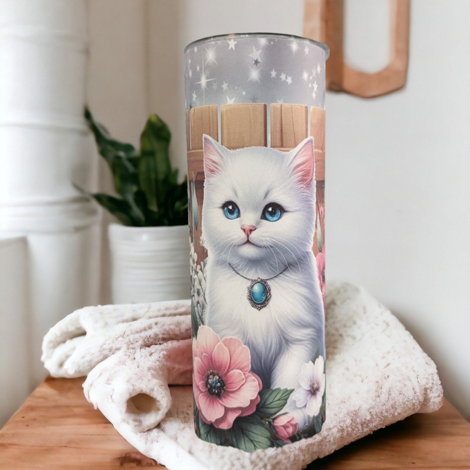 Pretty Cat Tumbler 20oz With Reusable Straw, Can Be Personalized