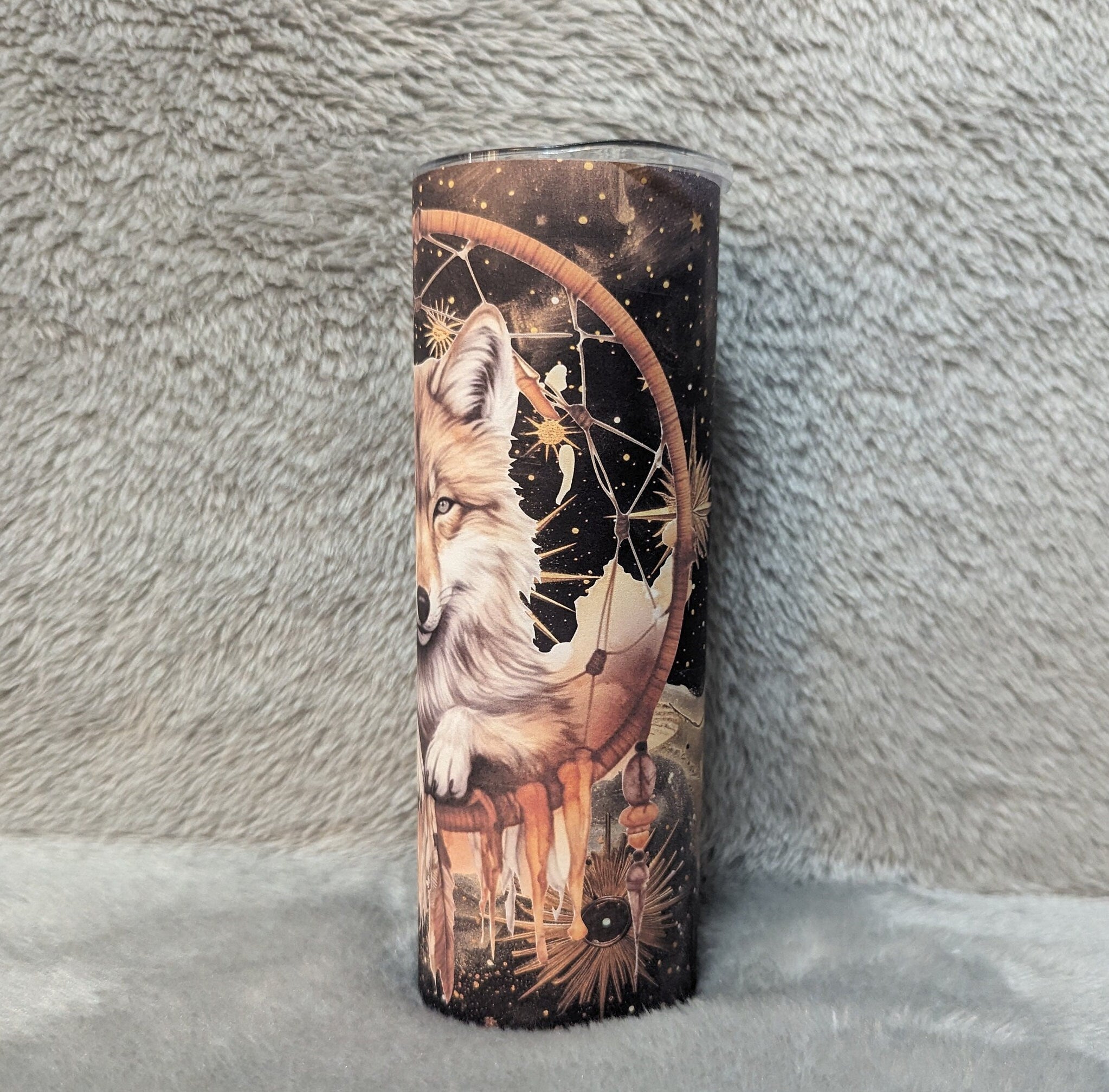 Wolf Dreamcatcher Tumbler 20oz With Reusable Straw, Can Be Personalized