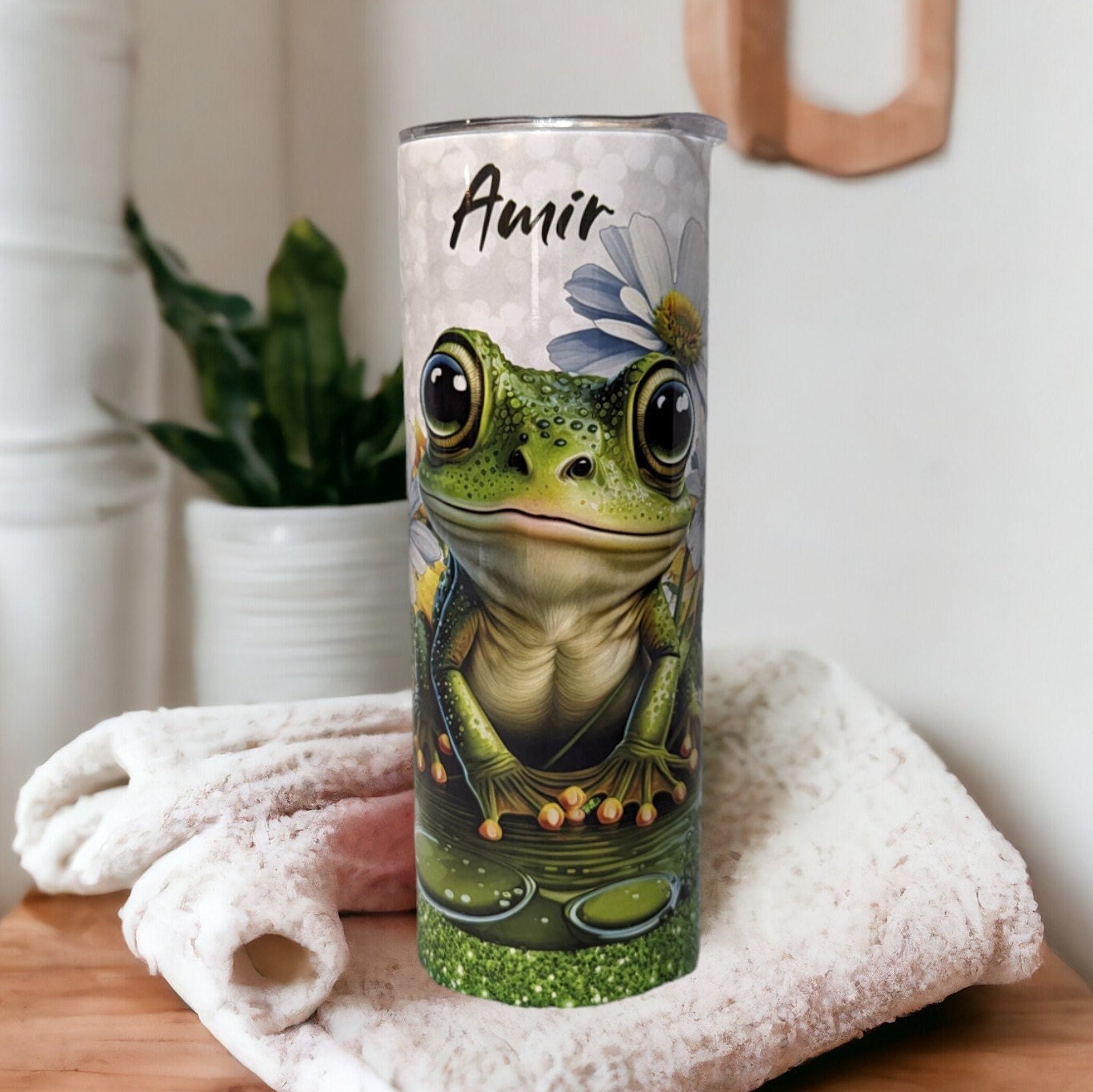 Frog Tumbler 20oz With Reusable Straw, Can Be Personalized