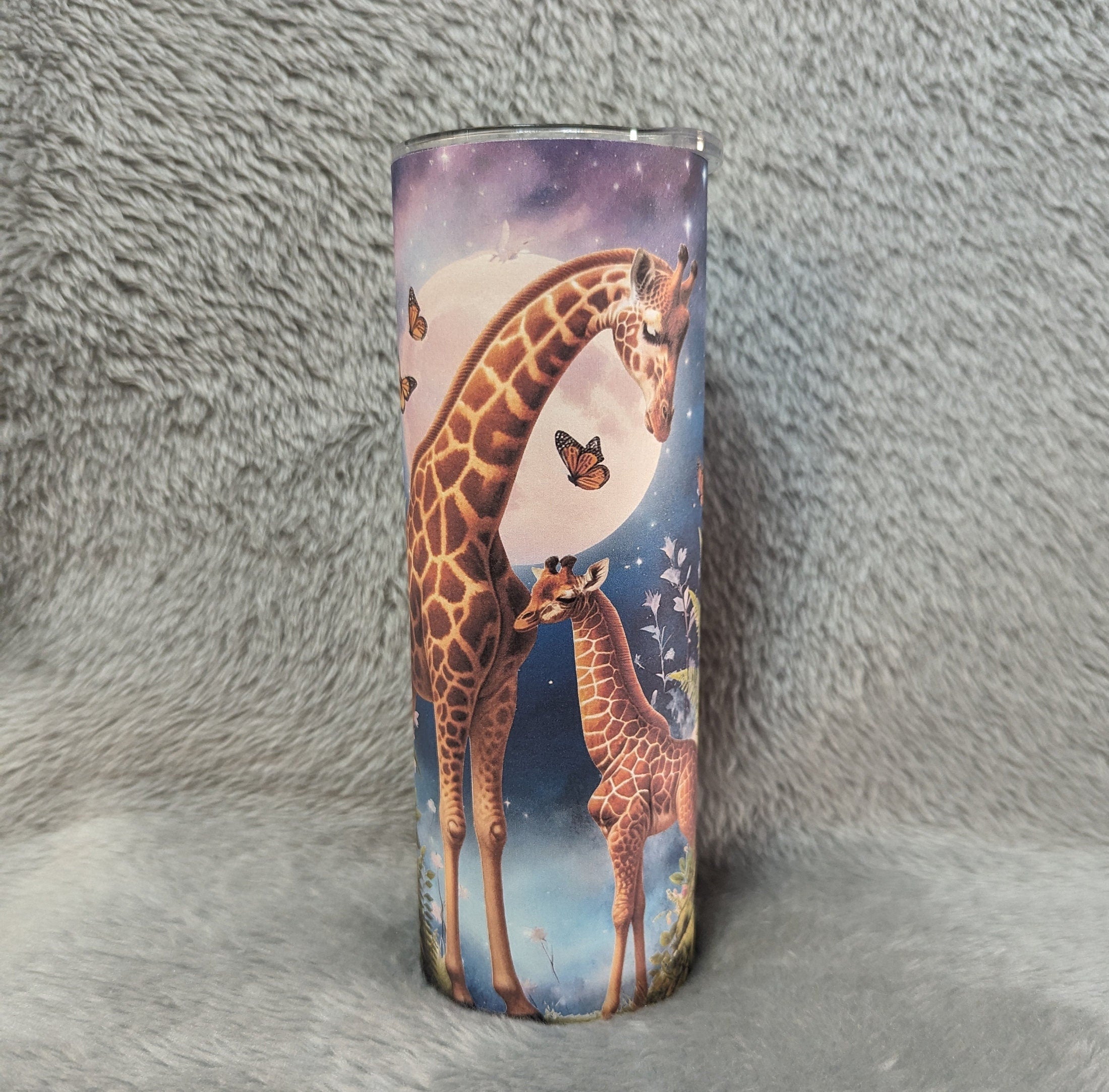 Giraffe Tumbler With A Mom and Her Baby 20oz With Reusable Straw, Can Be Personalized