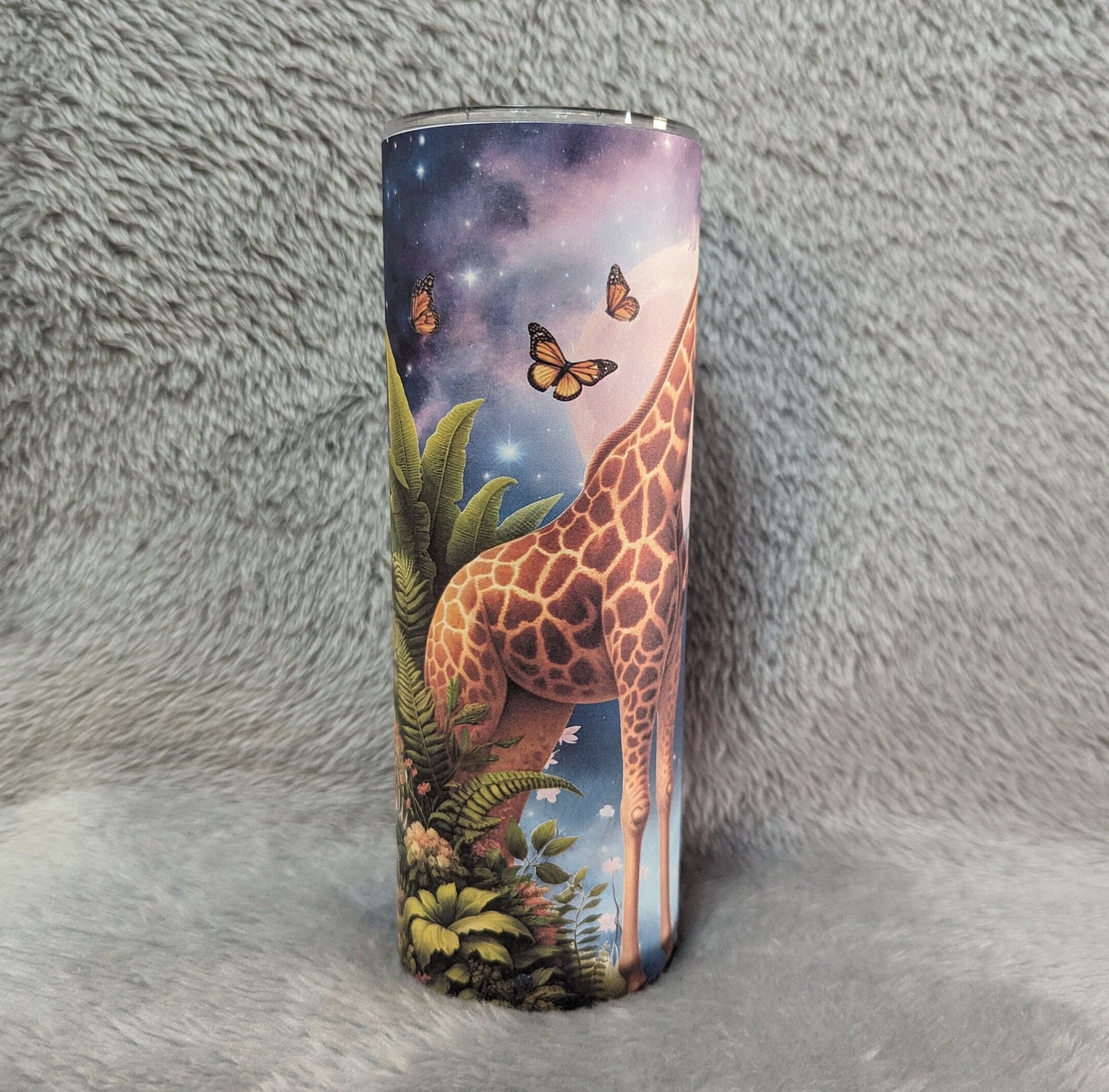 Giraffe Tumbler With A Mom and Her Baby 20oz With Reusable Straw, Can Be Personalized