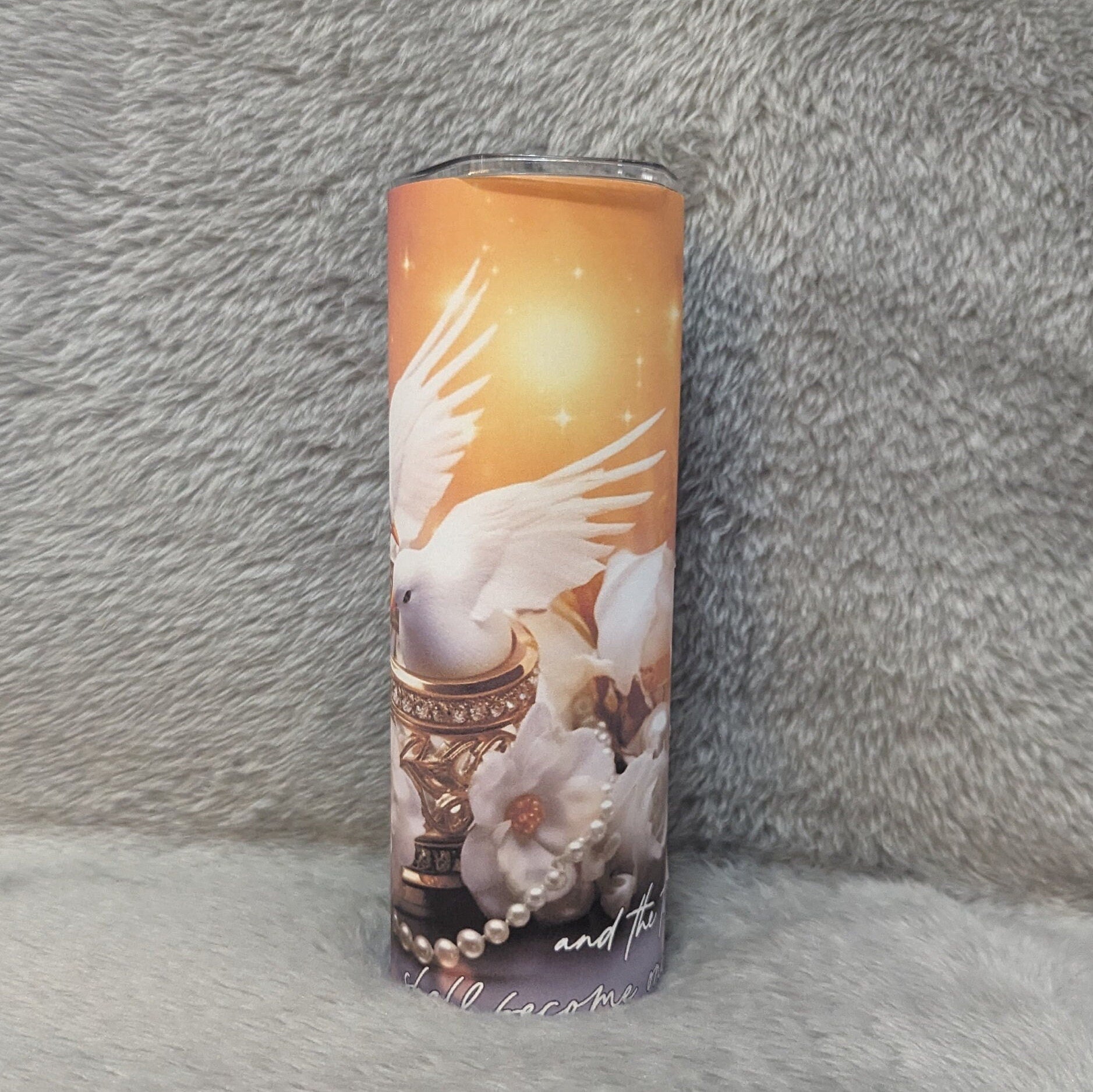 White Doves Wedding Tumbler 20oz With Reusable Straw, Can Be Personalized