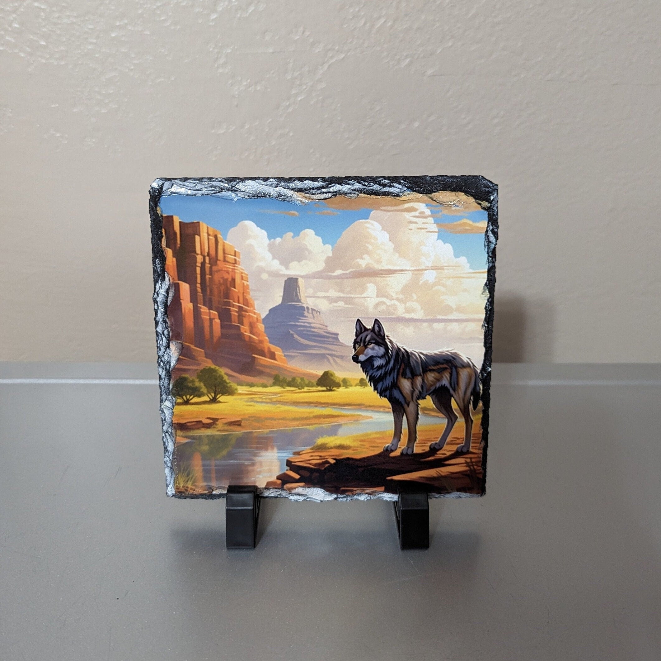 Slate Wolf Picture With Display Legs