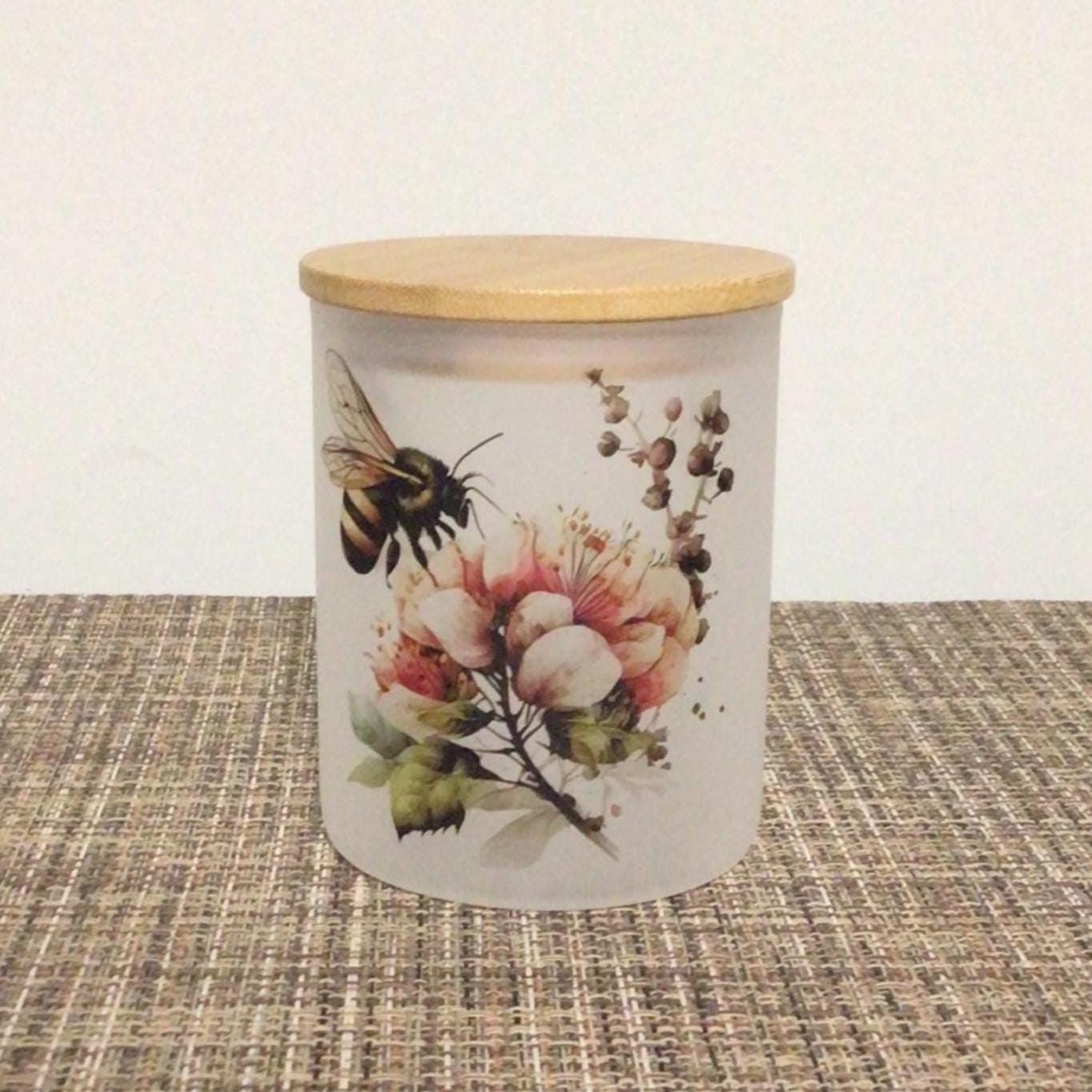 Bee Candle Holder With A Battery Operated Flickering Tea Light