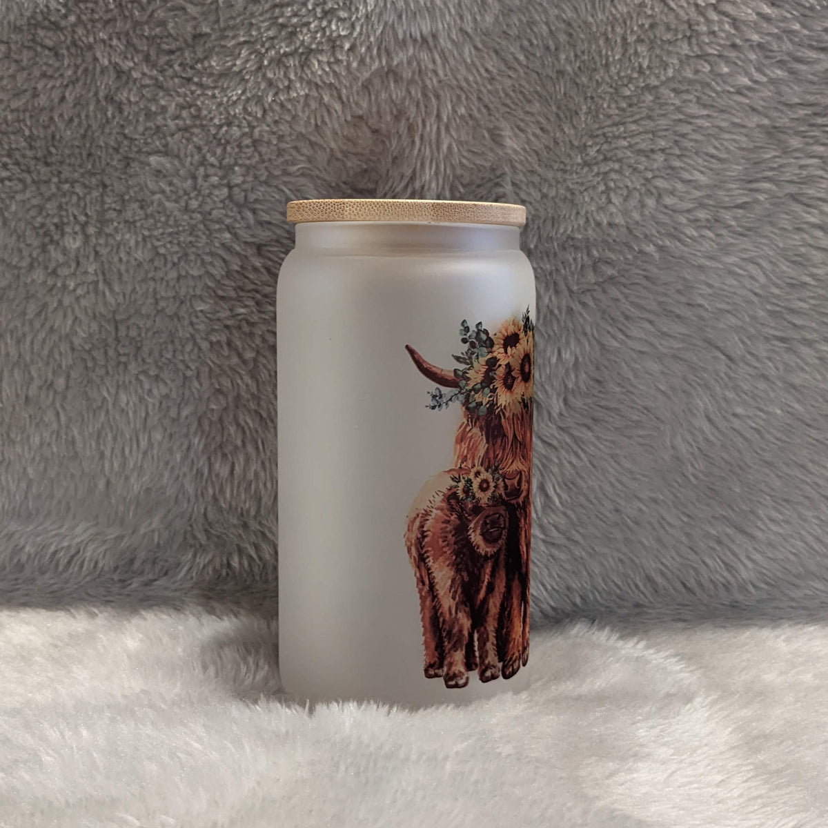 Frosted 16oz Highland Cow and Baby Glass With Bamboo Lid & Reusable Straw