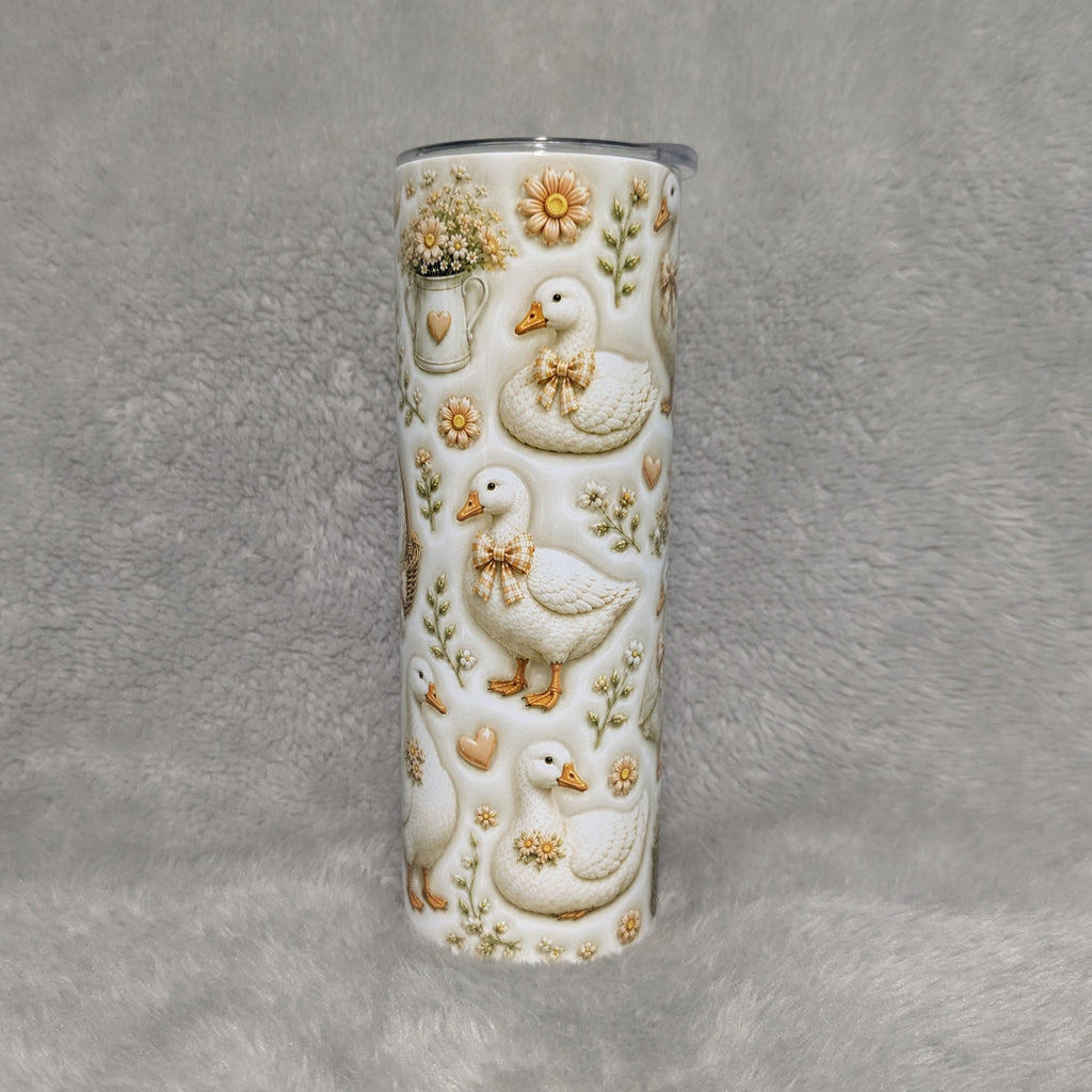 Goose Tumbler 20oz With A 3D Design Includes A Reusable Straw