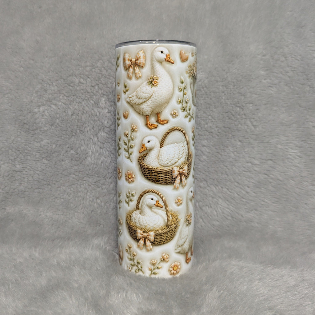Goose Tumbler 20oz With A 3D Design Includes A Reusable Straw