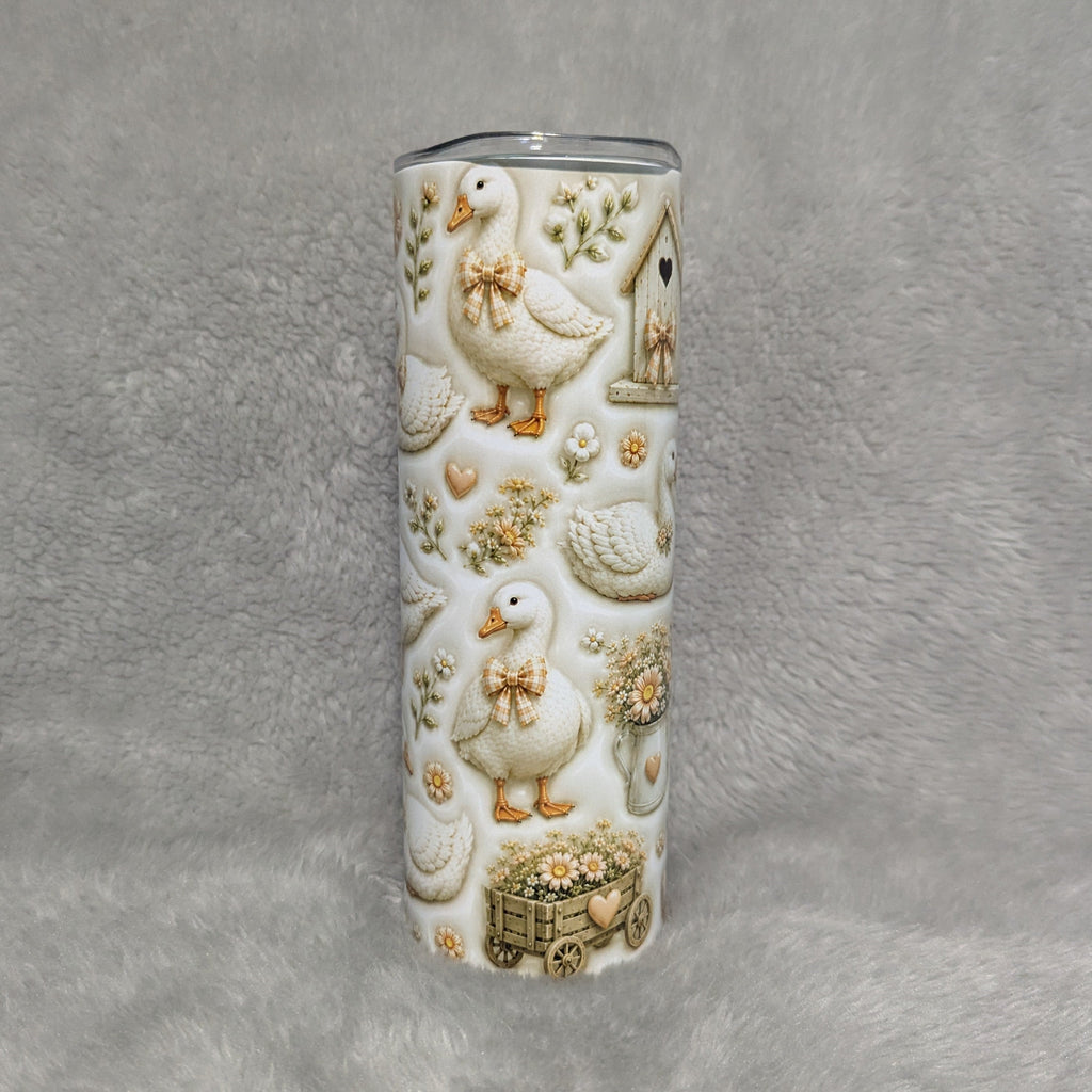 Goose Tumbler 20oz With A 3D Design Includes A Reusable Straw