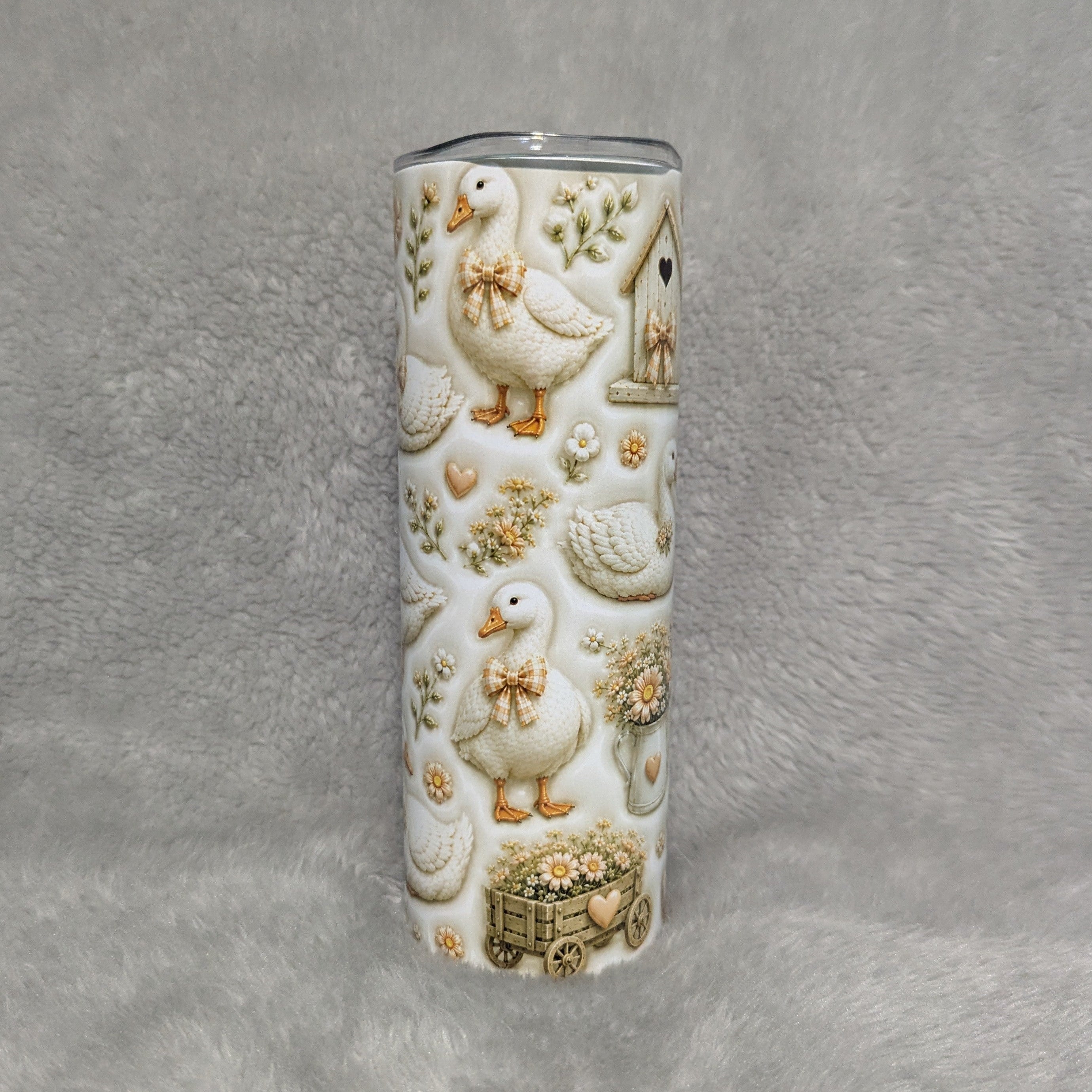 Goose Tumbler 20oz With A 3D Design Includes A Reusable Straw