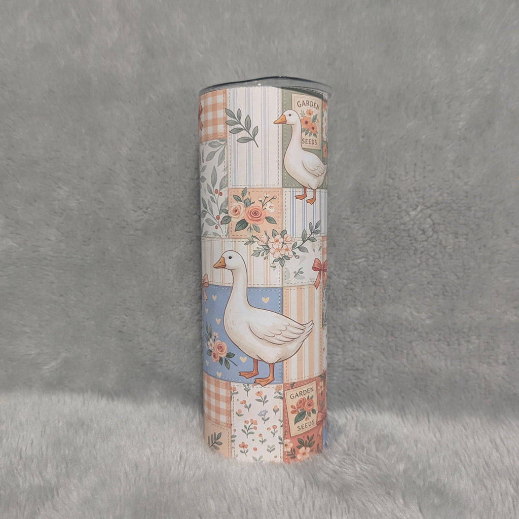 Goose Tumbler With A Patchwork Design 20oz With Reusable Straw