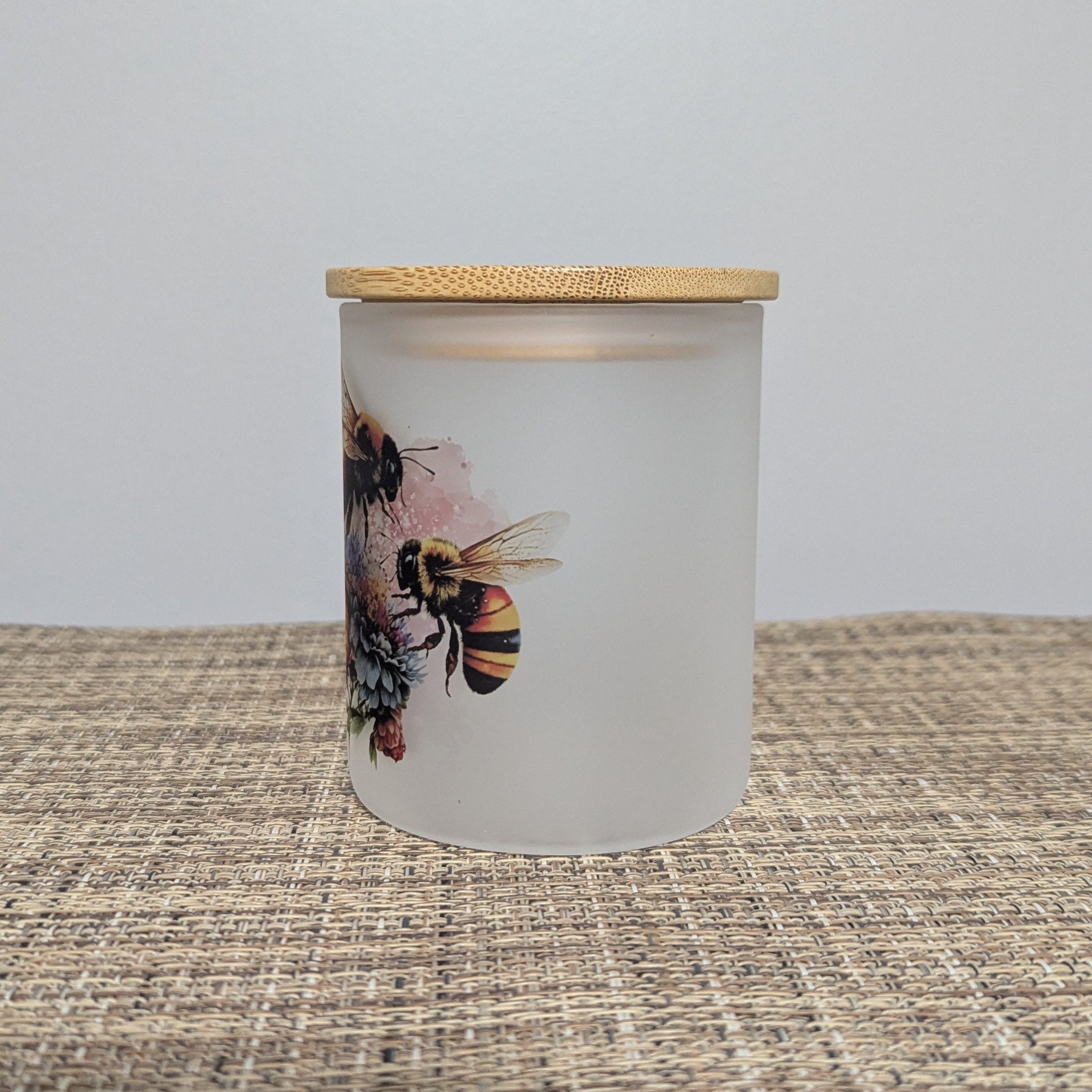Bee Candle Holder With A Battery Operated Flickering Tea Light