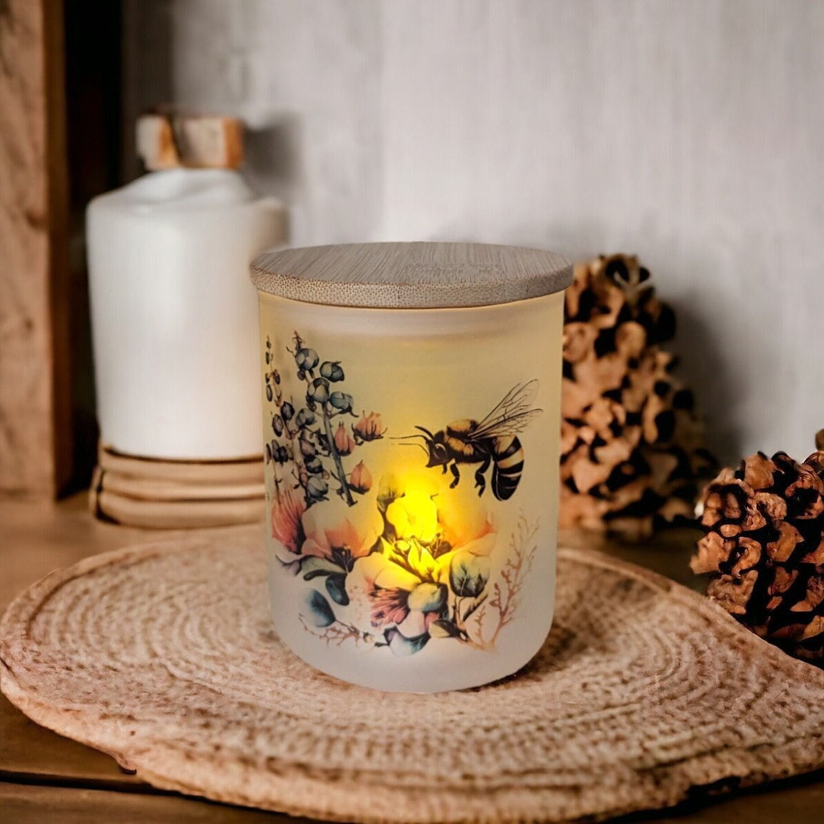 Bee Candle Holder With A Battery Operated Flickering Tea Light