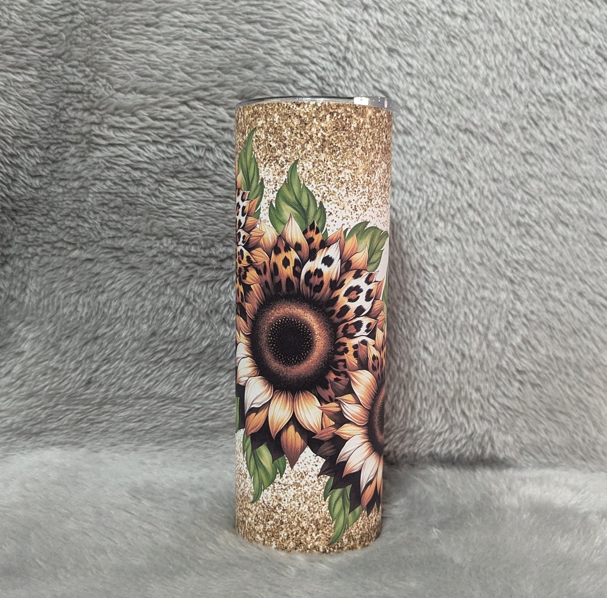 Sunflower Tumbler with A Glitter Design  20oz With Reusable Straw, Can Be Personalized
