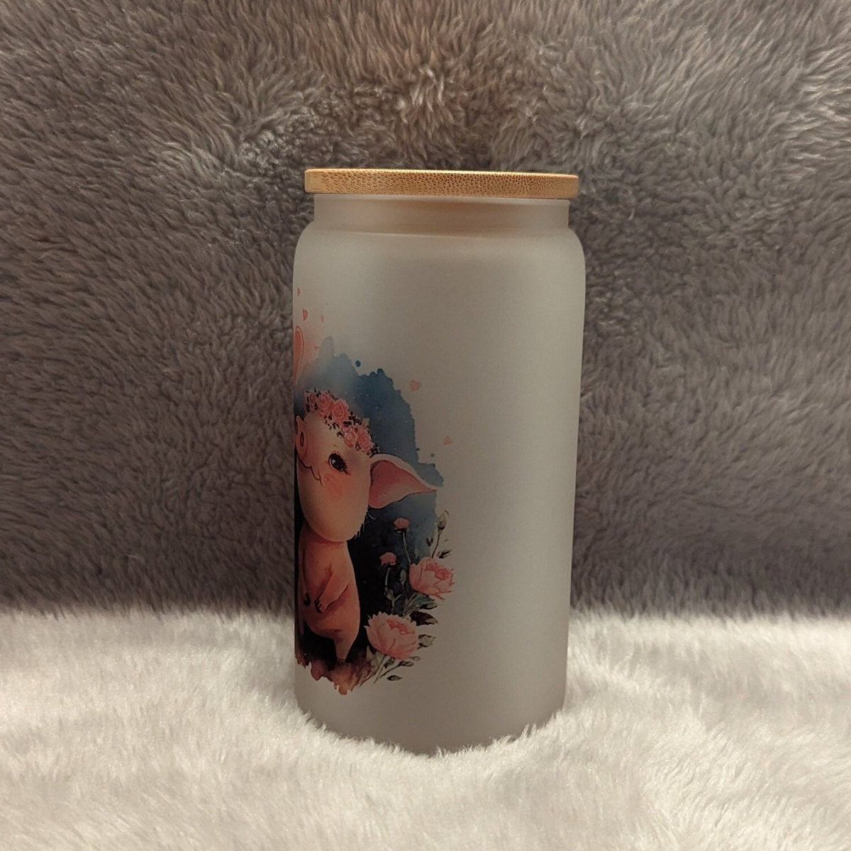 Pig Design Frosted Glass 16oz With A Bamboo Lid And A Reusable Straw
