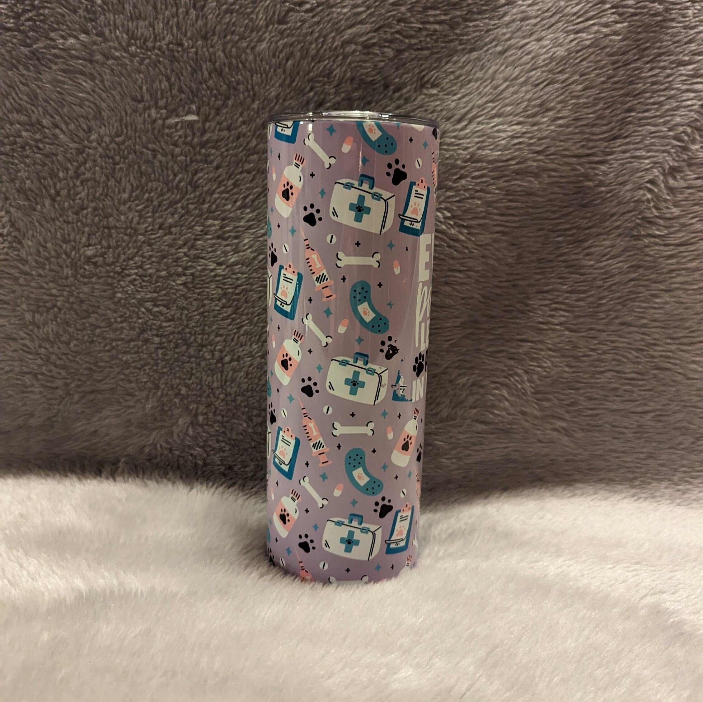 Every Patient Leaves A Pawprint In My Heart Veterinarian Tumbler, Vet Tumbler, Veterinarian Cup, Gift for A Veterinarian, Veterinarian Gift
