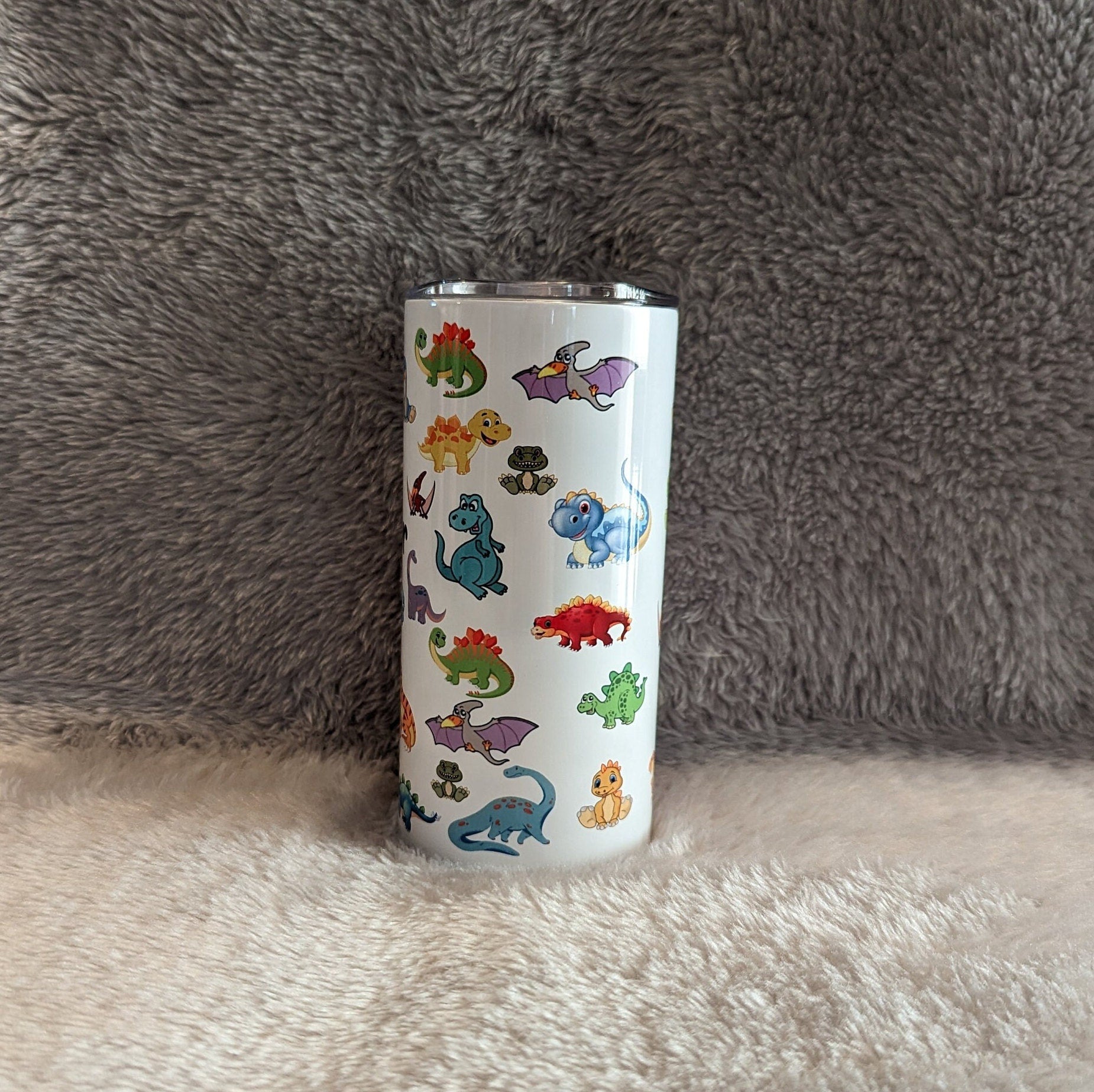 Kid Dinosaur Tumbler Can Be Personalized, Kids Cup With Name, Dinosaur Party Gift, Boys tumblers, Girls tumbler, 15oz Tumbler With Straw