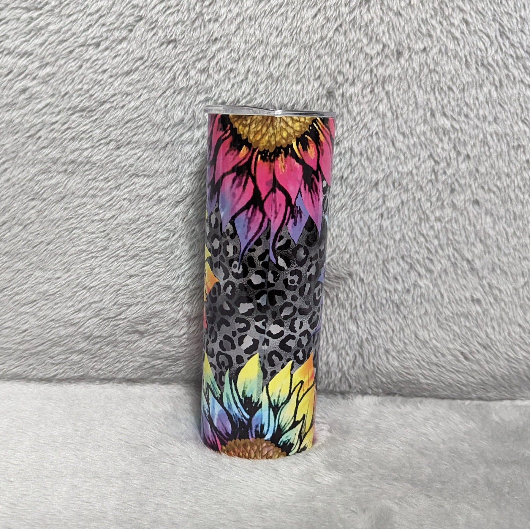Beautiful Tie Dye Sunflower Tumbler, Tie Dye Flower, Tie Dye Design, Tie Dye Sunflower Cup