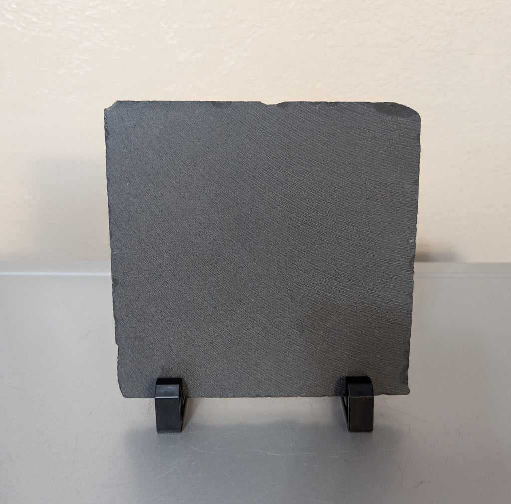 Slate Wolf Picture With Display Legs