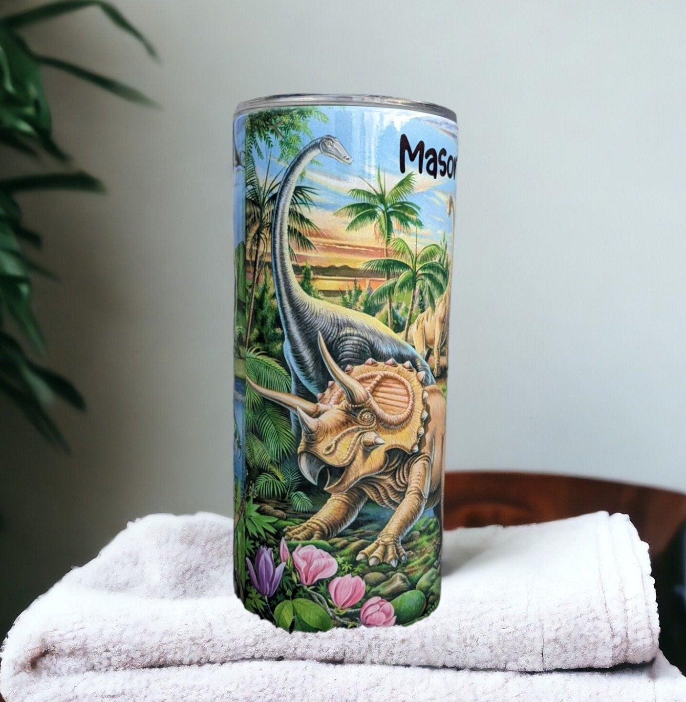 Kids Dinosaur Tumbler With Reusable Plastic Straw, Dinosaur Tumbler, Dinosaur Theme, Kids Personalized Tumbler, 15oz tumbler, Insulated Cup