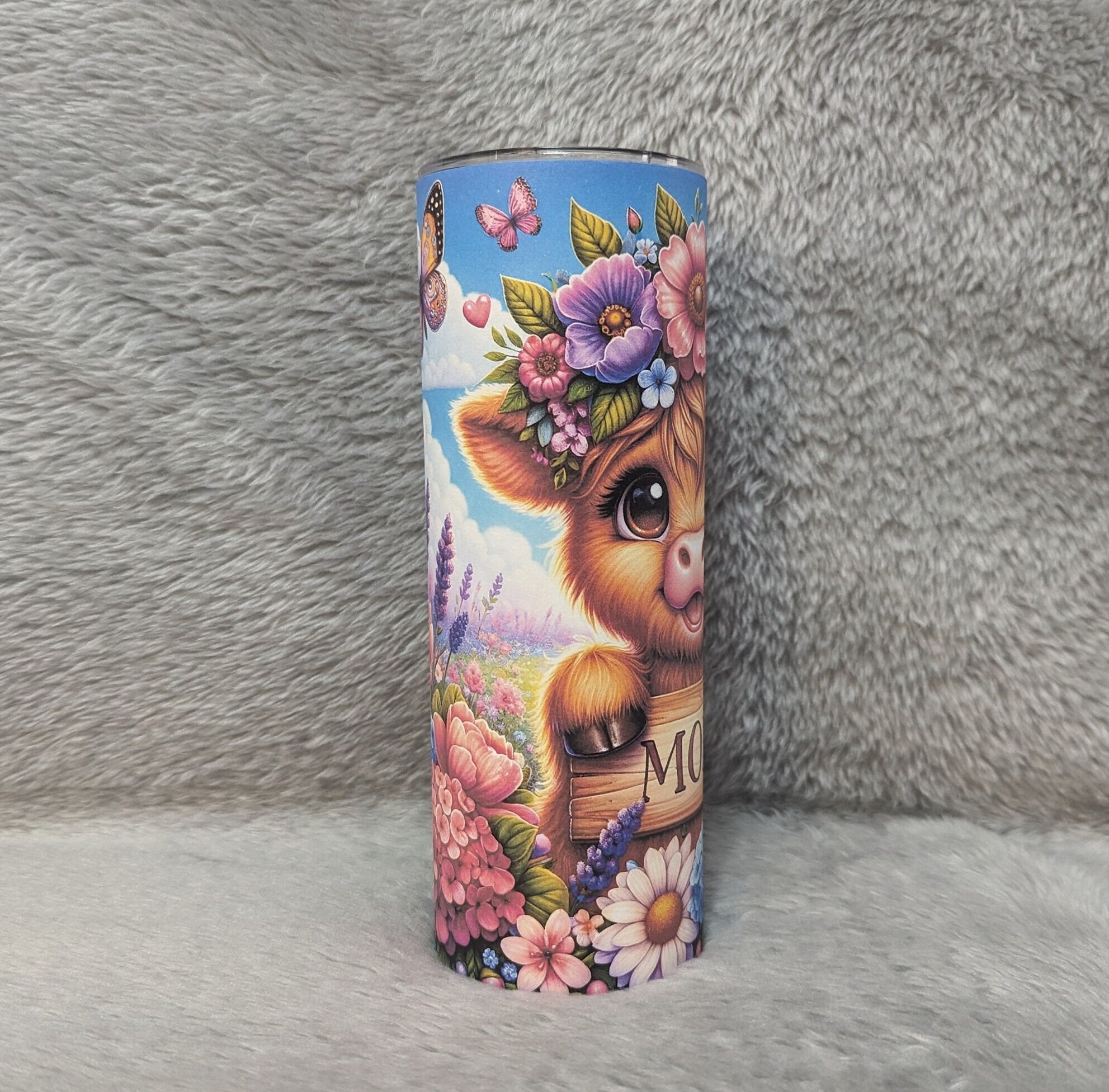 Adorable Highland Cow Mom Tumbler with Reusable Straw - Perfect Gift Idea, Can Be Personalized, Highland Cow Lover Gift, Gift For Mom