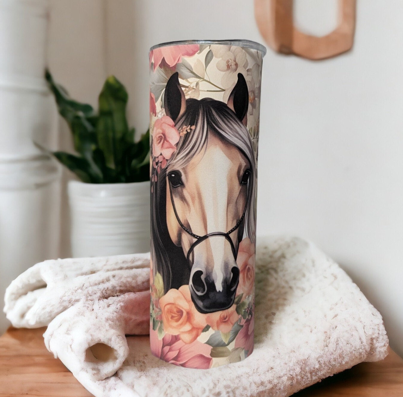 Horse Tumbler With Horse and Pretty Flowers Includes Reusable Straw, Can Be Personalized, Cup With Name, Horse Gift, 20oz Tumbler