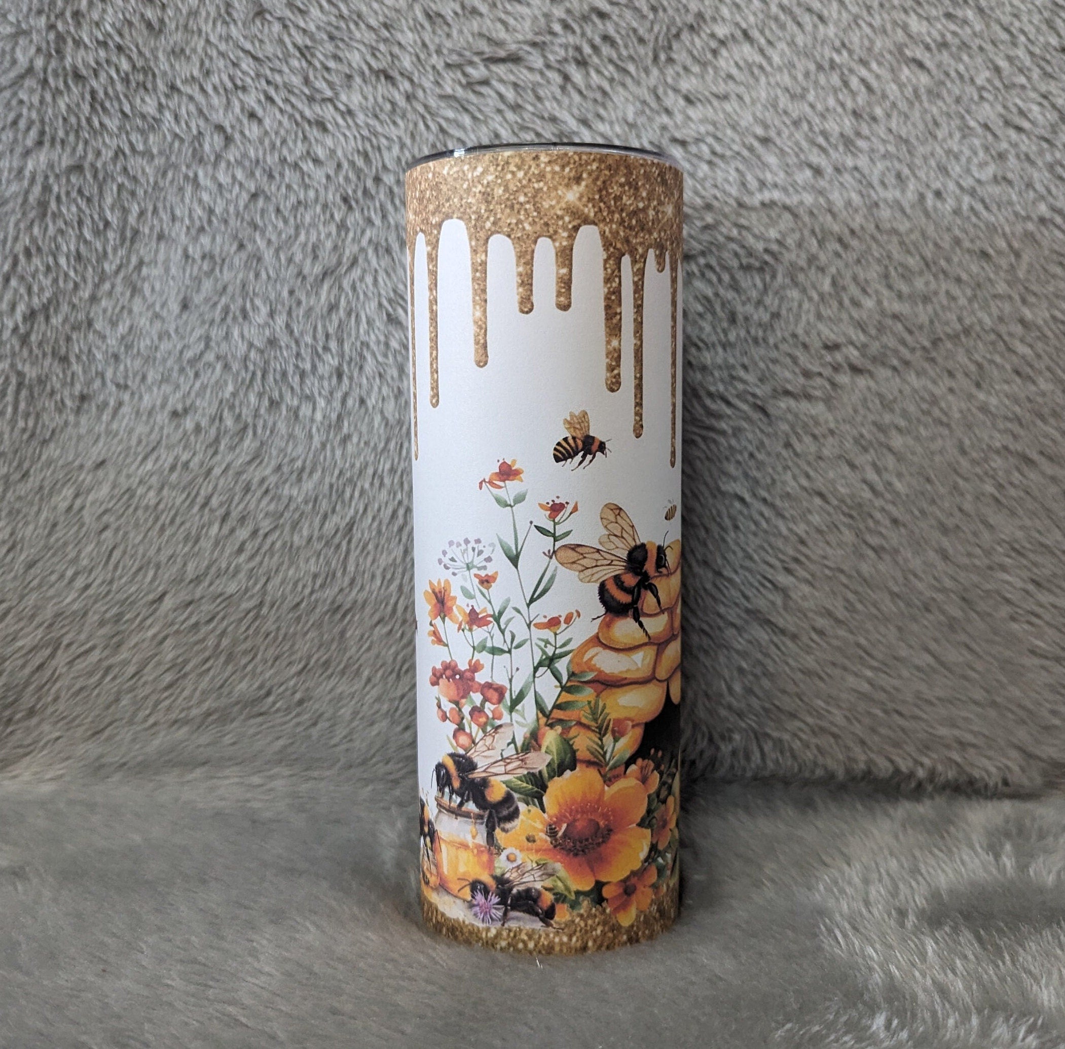Bee Tumbler With A Glitter Design 20oz With Reusable Straw, Can Be Personalized