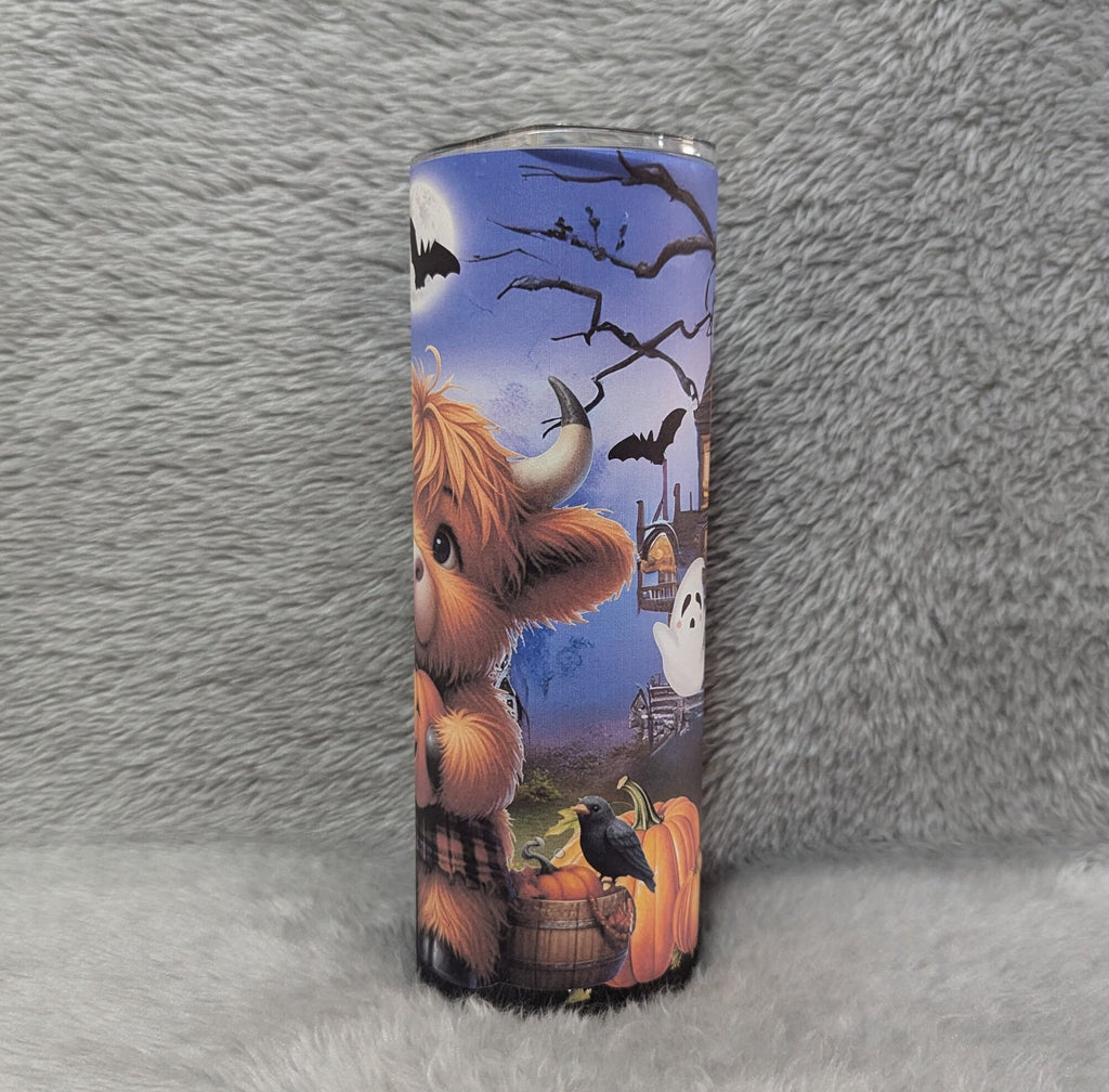 Cute Highland Cow Halloween Tumbler Can be Personalized, Perfect for Halloween Lovers, 20oz Tumbler With Reusable Straw