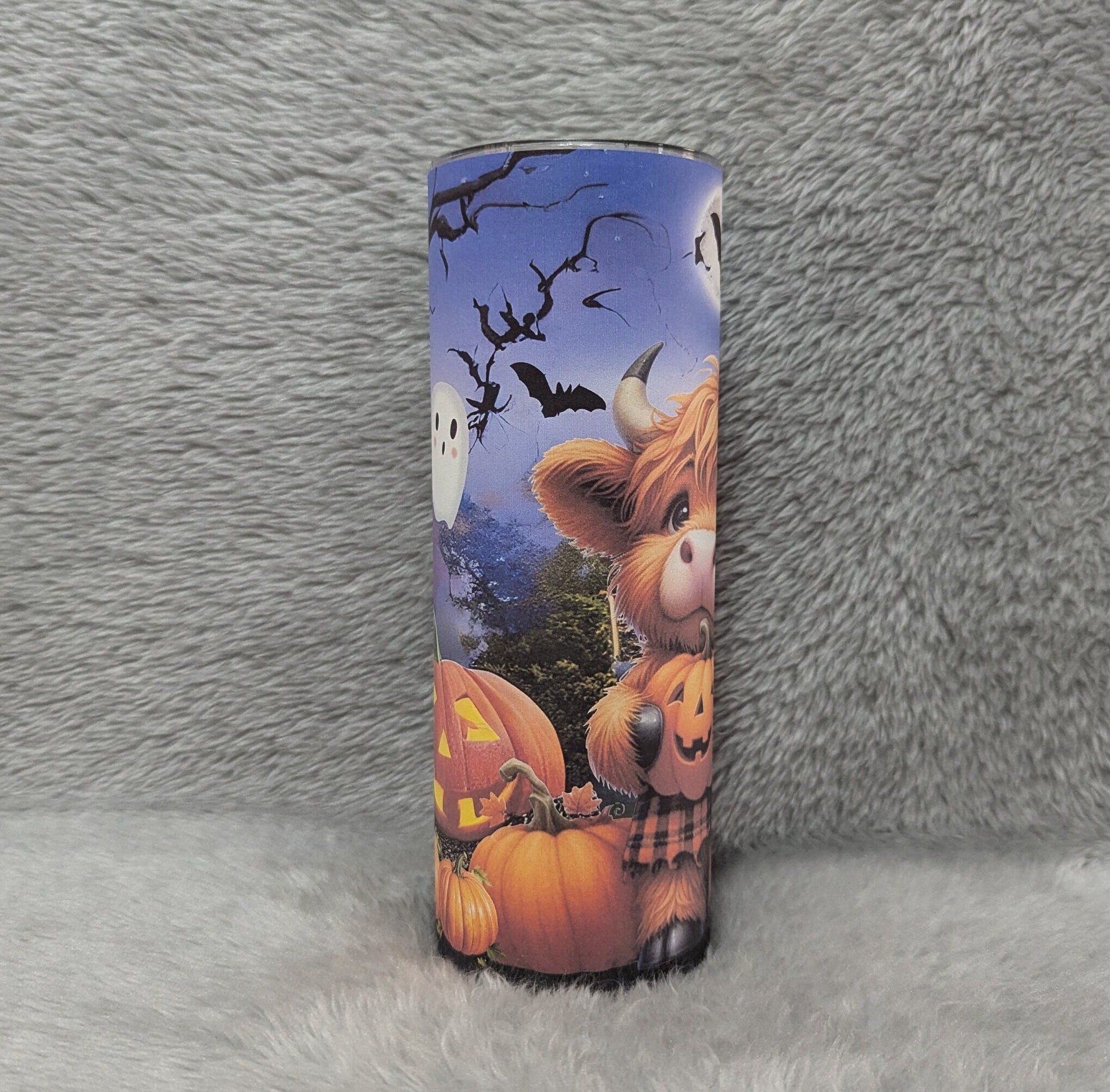 Cute Highland Cow Halloween Tumbler Can be Personalized, Perfect for Halloween Lovers, 20oz Tumbler With Reusable Straw