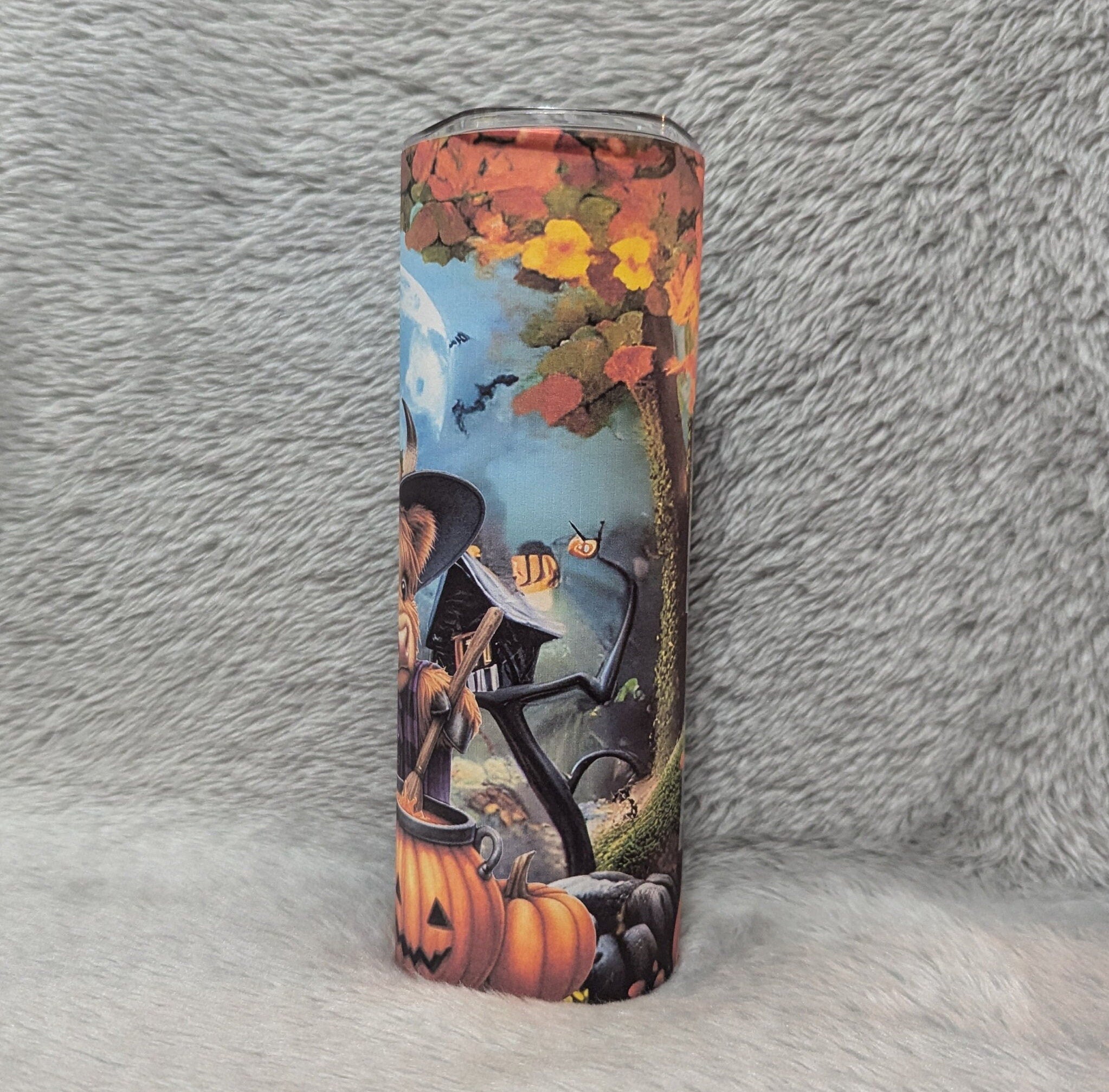Halloween Highland Cow Tumbler Can be Personalized, Perfect for Halloween Lovers, 20oz Tumbler With Reusable Straw