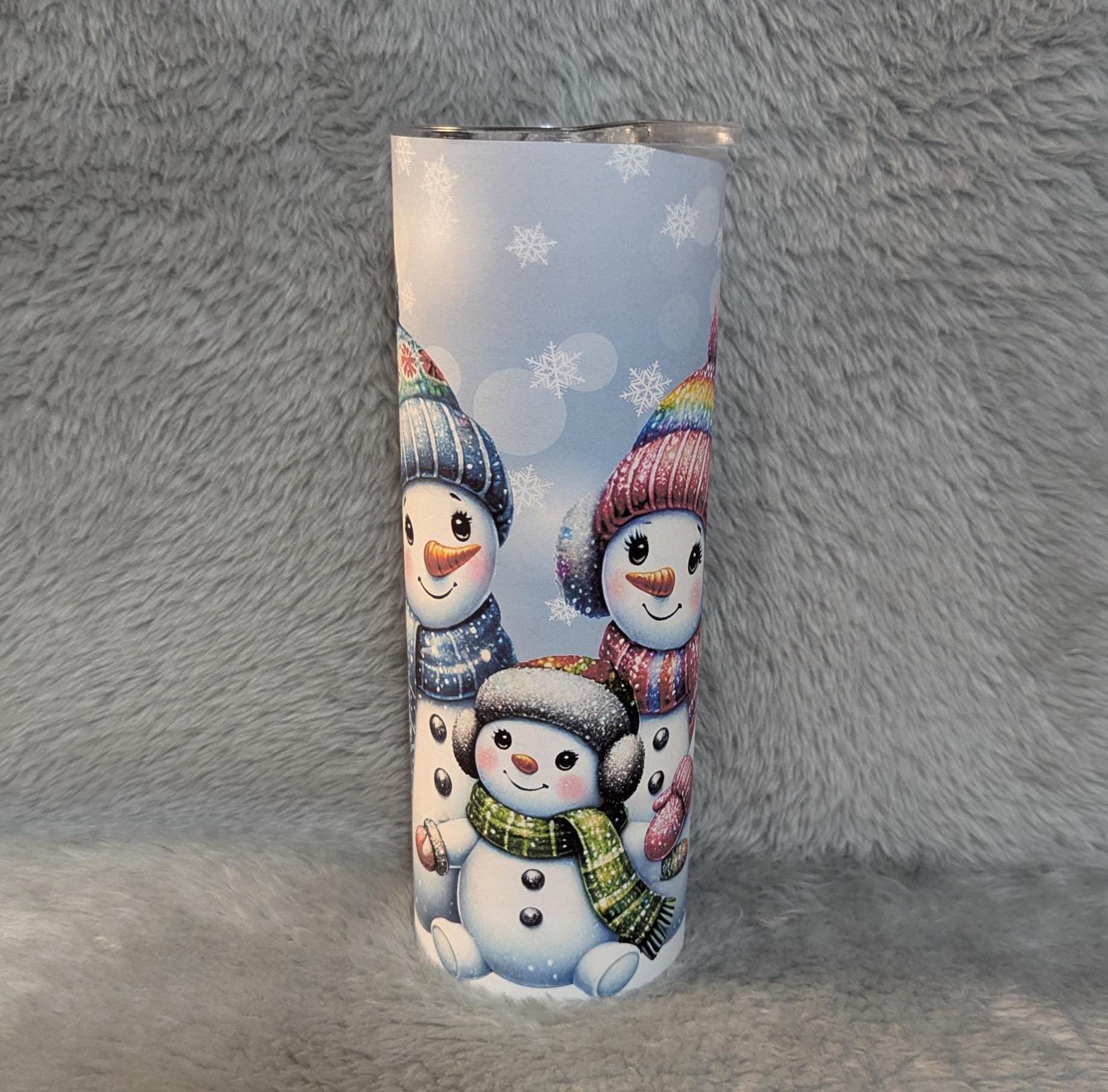 Snowman Tumbler With A Snowman Family in A Winter Scene, Great Gift For Winter and Snowman Lover, Includes a Lid and Straw
