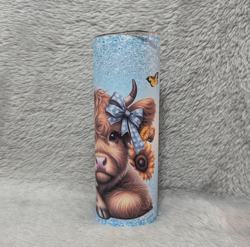Highland Cow With Sunflowers and A Pretty Glitter Design 20oz Tumbler Can Be Personalized, Highland Cow Lover's Gift, Includes Lid and Straw