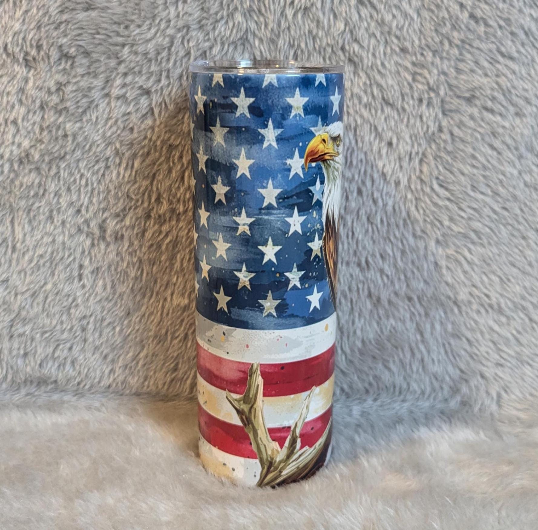 Patriotic Eagle Tumbler Can Be Personalized, Includes A Reusable Straw, Eagle Gift, 20oz Eagle Tumbler For Hot Or Cold Drinks