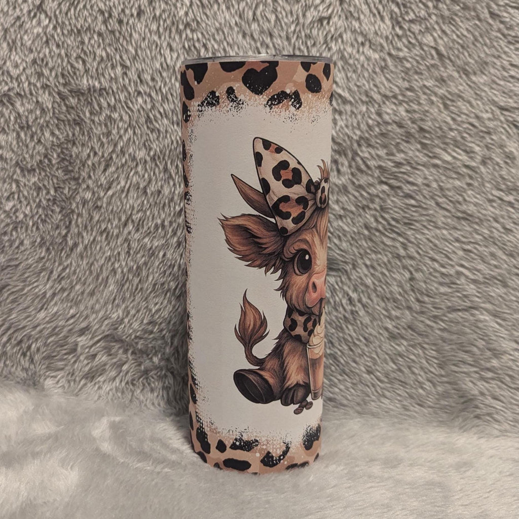 Adorable Highland Cow Tumbler Can Be Personalized, Great For Hot and Colds Drinks, Includes A Reusable Straw
