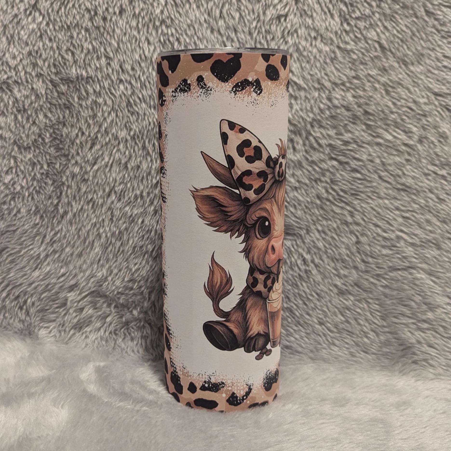 Adorable Highland Cow Tumbler Can Be Personalized, Great For Hot and Colds Drinks, Includes A Reusable Straw