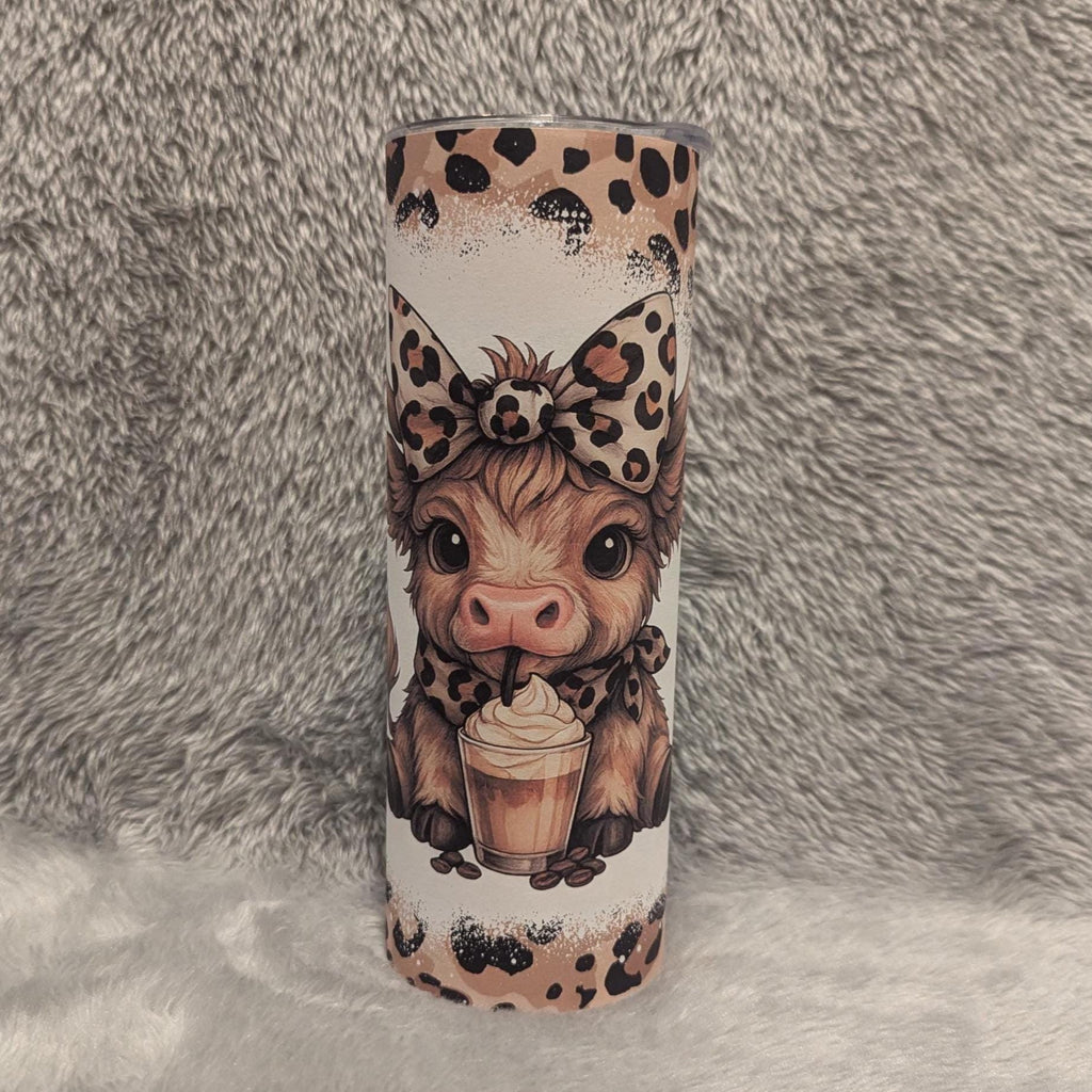 Adorable Highland Cow Tumbler Can Be Personalized, Great For Hot and Colds Drinks, Includes A Reusable Straw