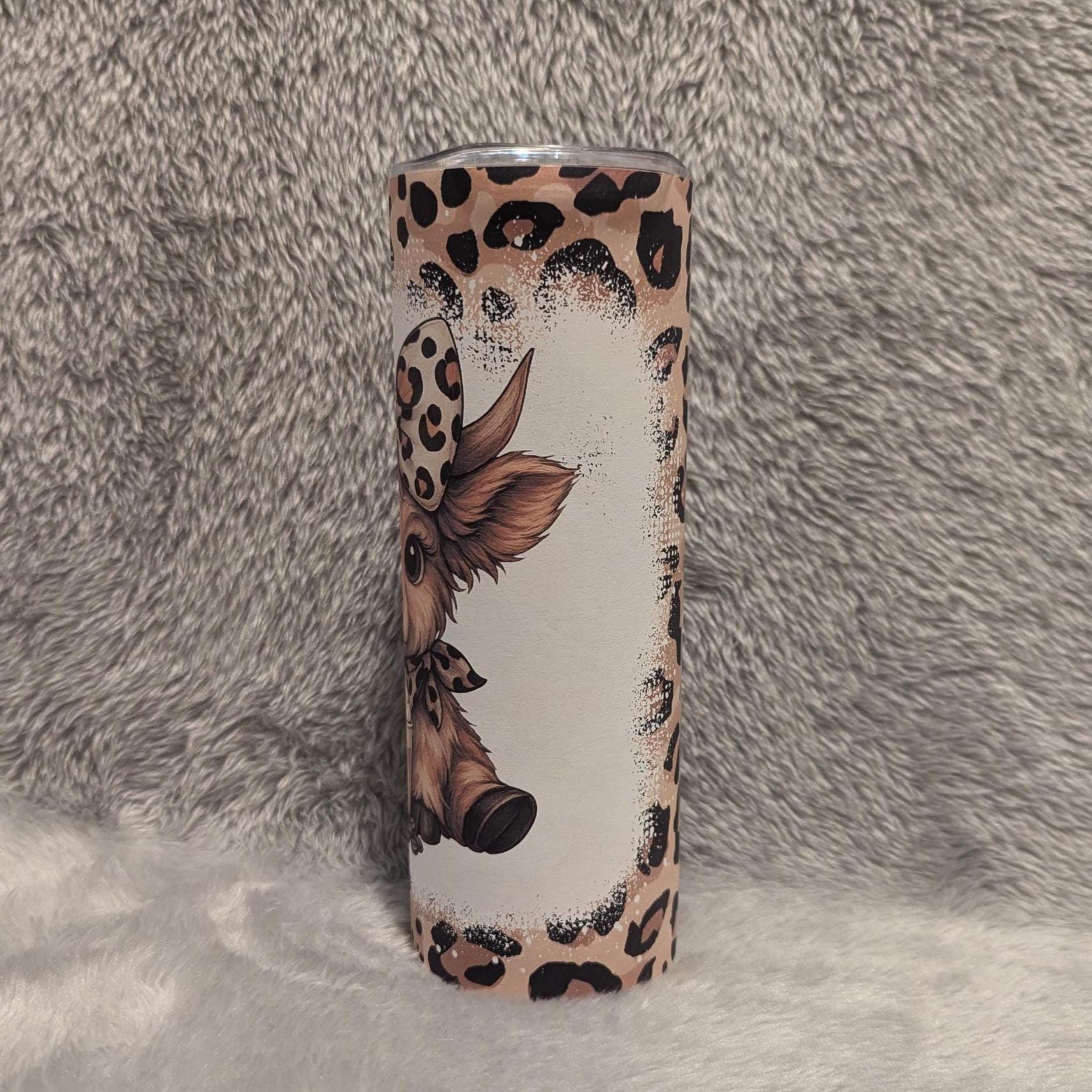 Adorable Highland Cow Tumbler Can Be Personalized, Great For Hot and Colds Drinks, Includes A Reusable Straw
