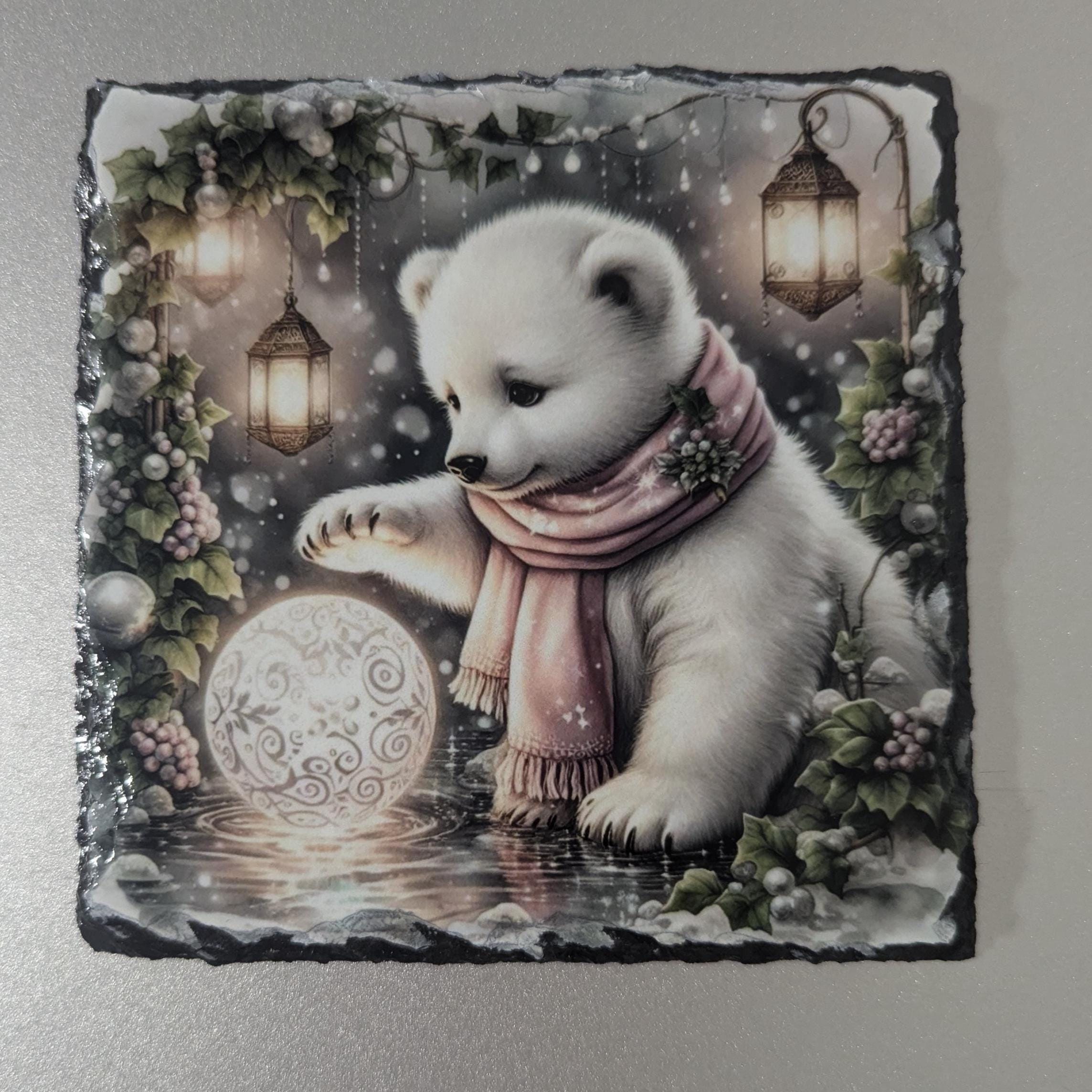 Cute Polar Bear Slate Picture With Display Legs