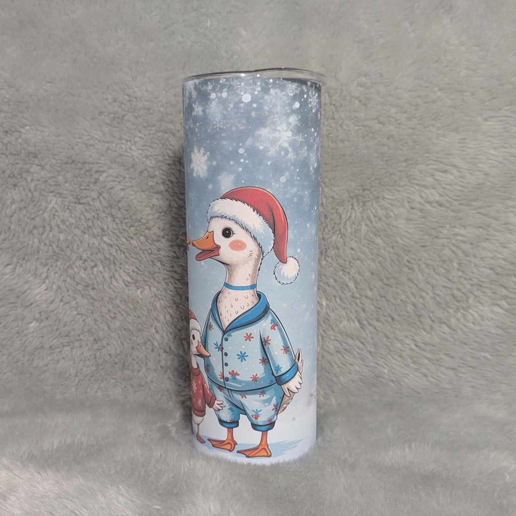 Christmas Duck Tumbler Can Be Personalized, Includes A Reusable Straw, Christmas Gift, Holiday Gift For Duck Lovers, Festive Holiday Gift