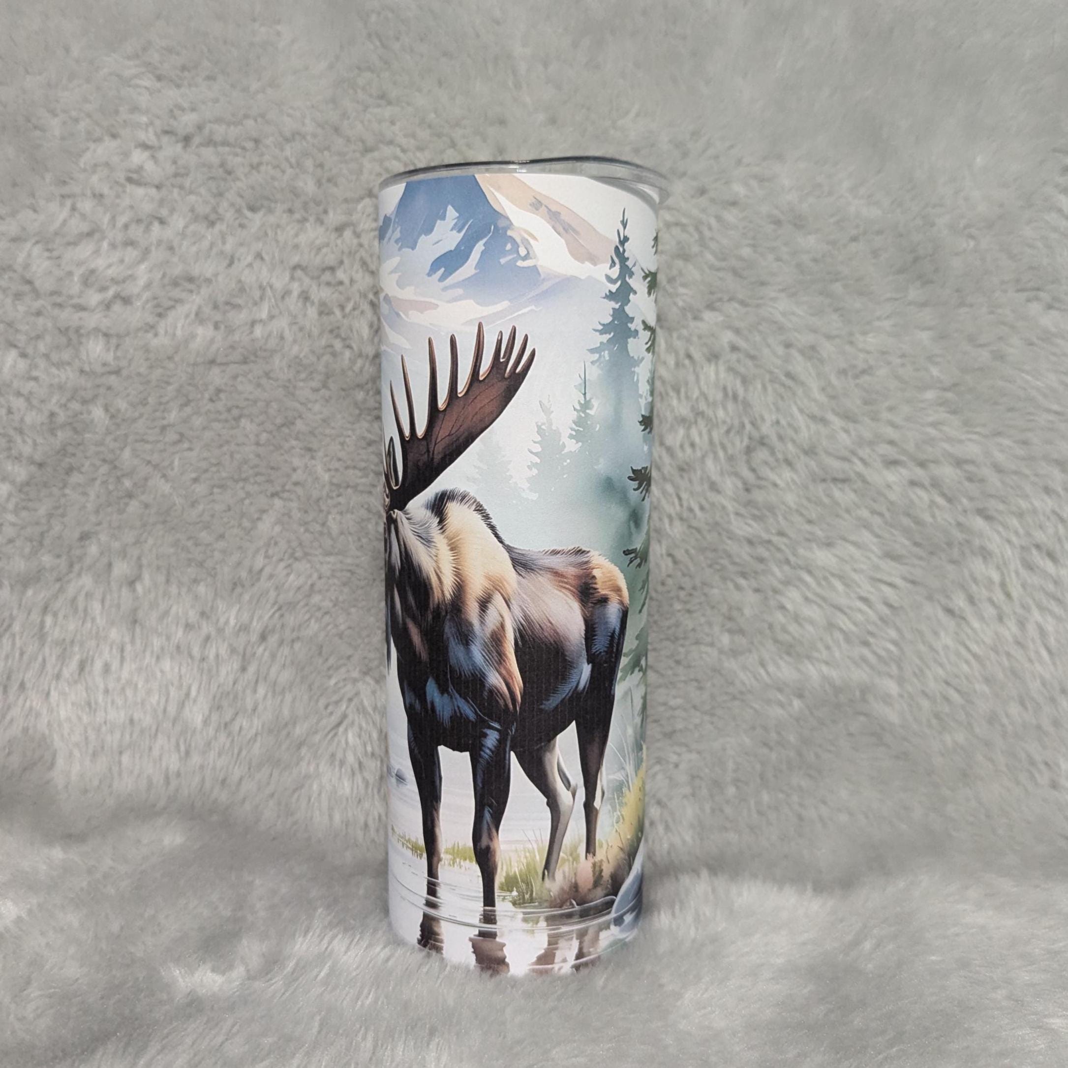 Moose Tumbler Can Be Personalized, Includes A Reusable Straw, Gift for Moose Lovers, Great For Home Or On The Go - Hot or Cold Drinks