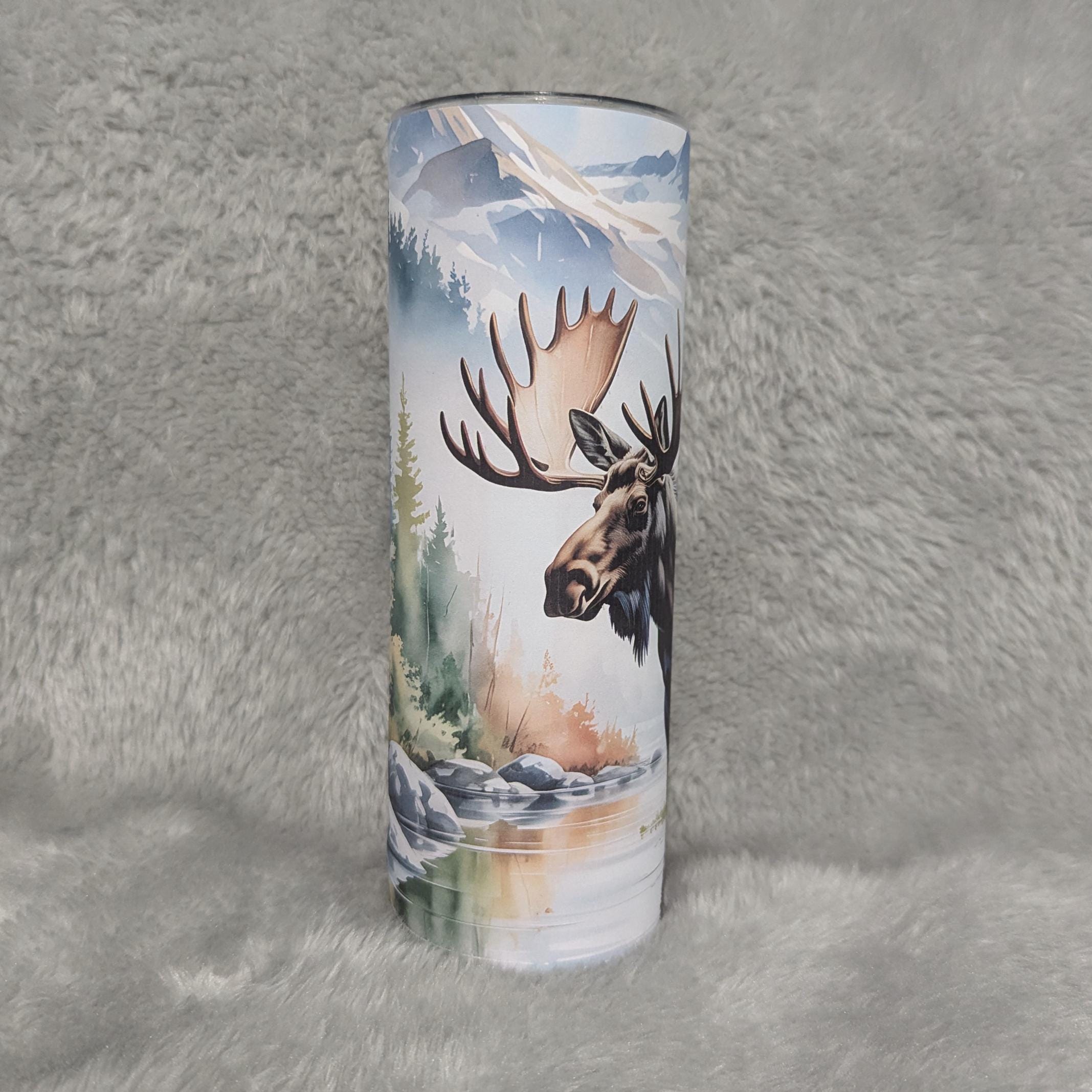 Moose Tumbler Can Be Personalized, Includes A Reusable Straw, Gift for Moose Lovers, Great For Home Or On The Go - Hot or Cold Drinks